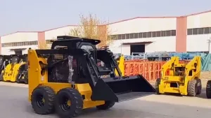 Carregadeira skid steer compacta JC35 (500 kg)
