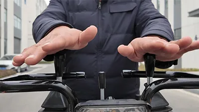 Minicarregadeira skid steer S390