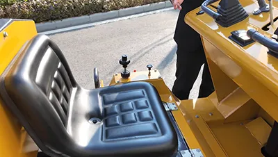 Minicarregadeira skid steer S390