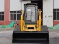 Minicarregadeira skid steer TS120