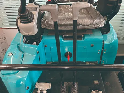 Mini escavadeira de esteiras KV18/18PLUS